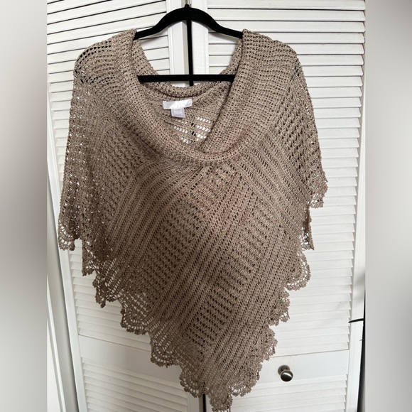 White House Black Market Sweaters - NWOT White House Black market beautiful poncho 👍❤️